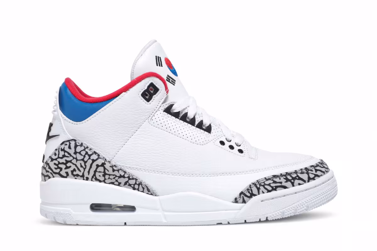 Women's Air Jordan 3 NRG Seoul, view 2