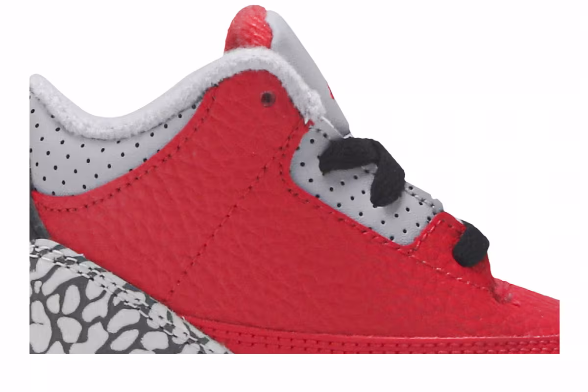 Air Jordan 3 SE PS Unite, view 3
