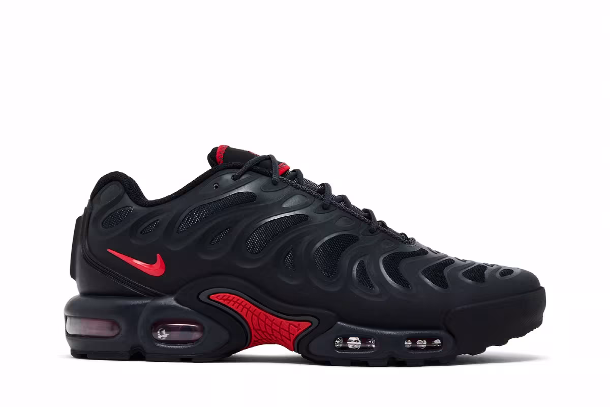 Nike Air Max Plus Drift Bred, view 2