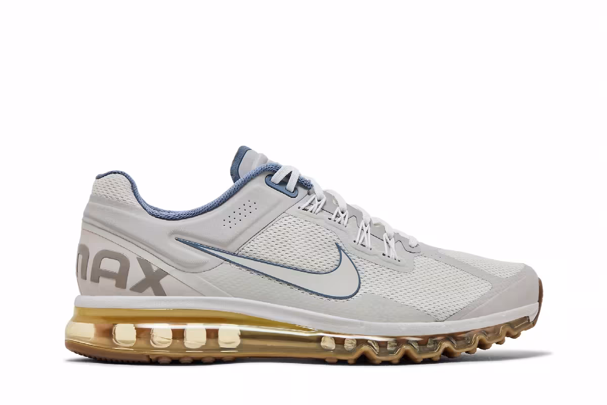 Nike Air Max 2013 Metallic Cool Grey, view 2