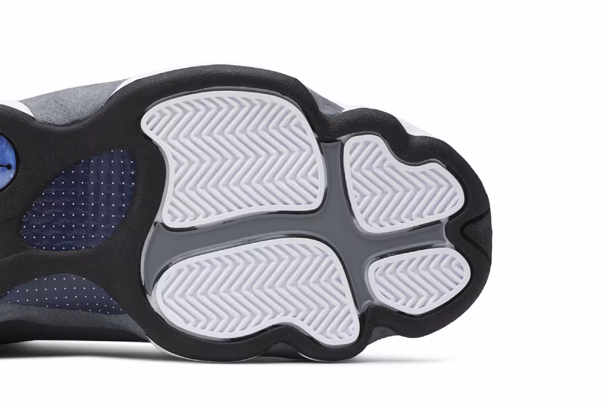 Air Jordan 13 Flint 2020, view 6