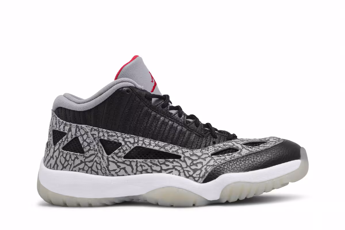 Air Jordan 11 Low IE Black Cement, view 2