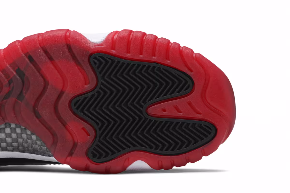 Air Jordan 11 Low GS Concord-Bred, view 6