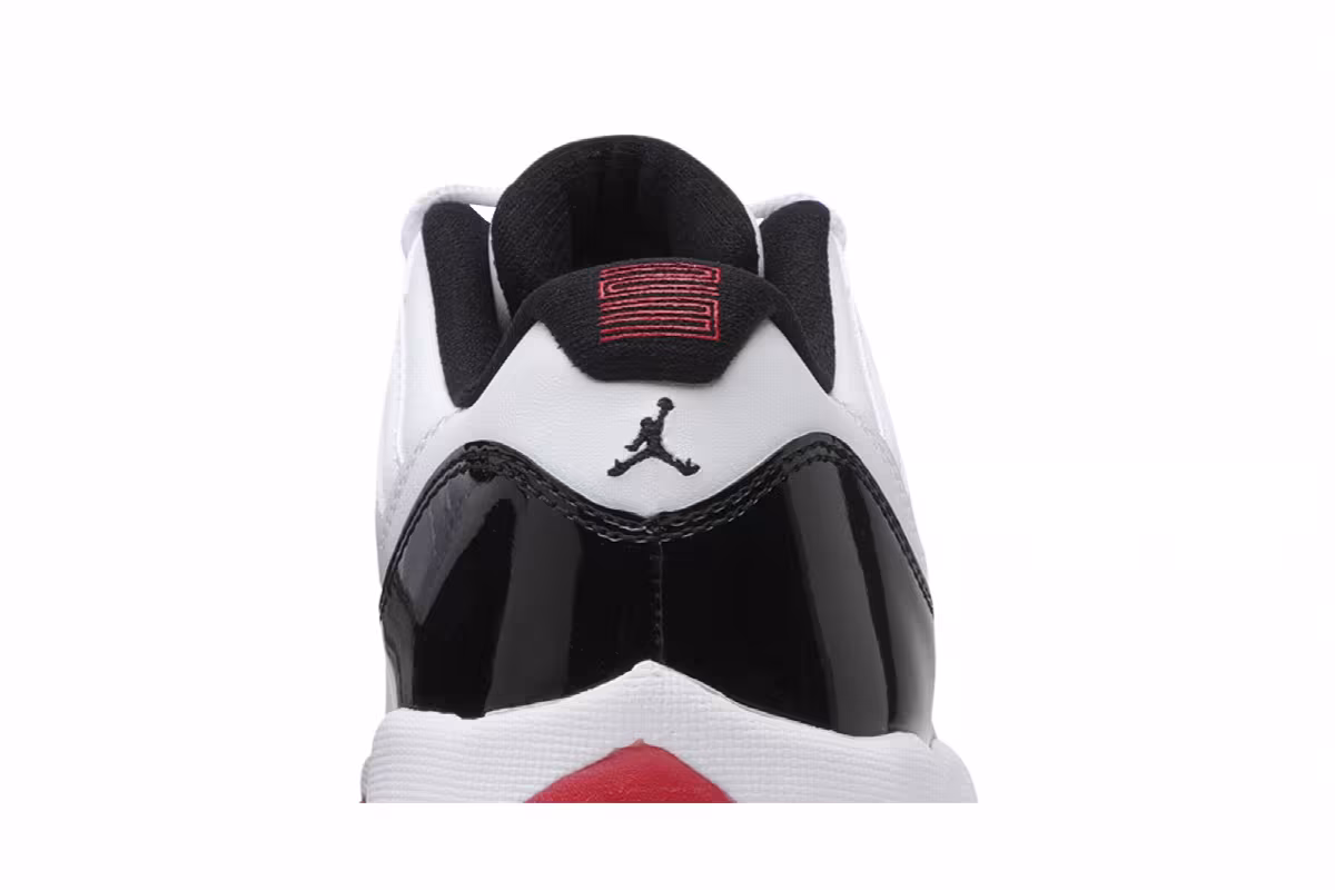 Air Jordan 11 Low GS Concord-Bred, view 8