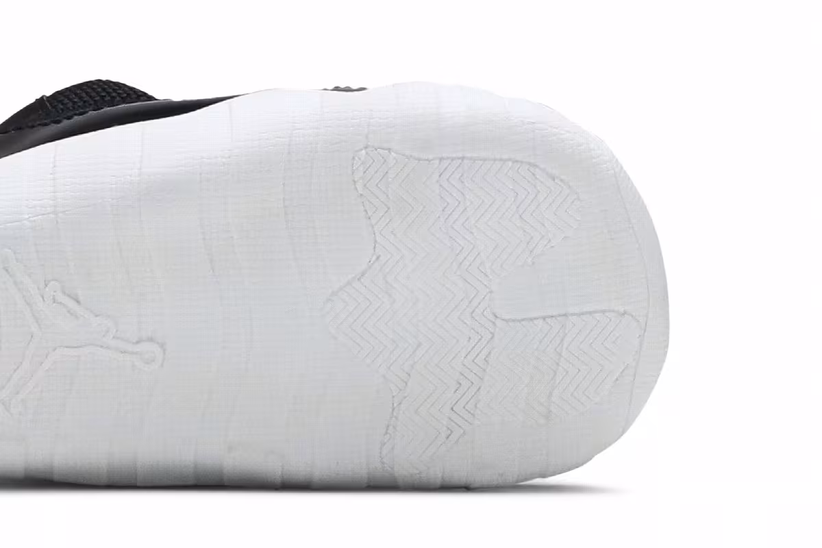 Air Jordan 11 CB Jubilee / 25th Anniversary, view 6