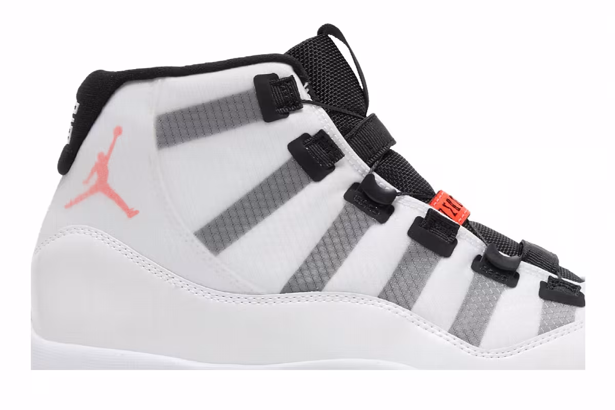 Air Jordan 11 Adapt White, view 3