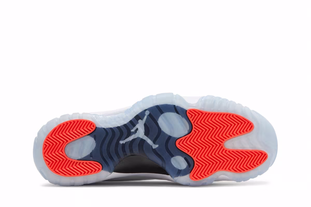 Air Jordan 11 Adapt White, view 5