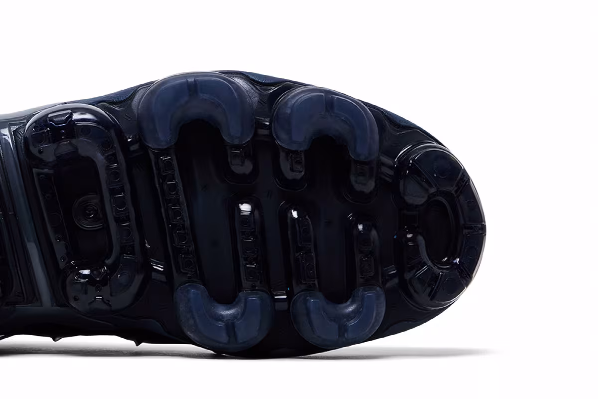 Nike Air VaporMax Plus Thunder Blue, view 6