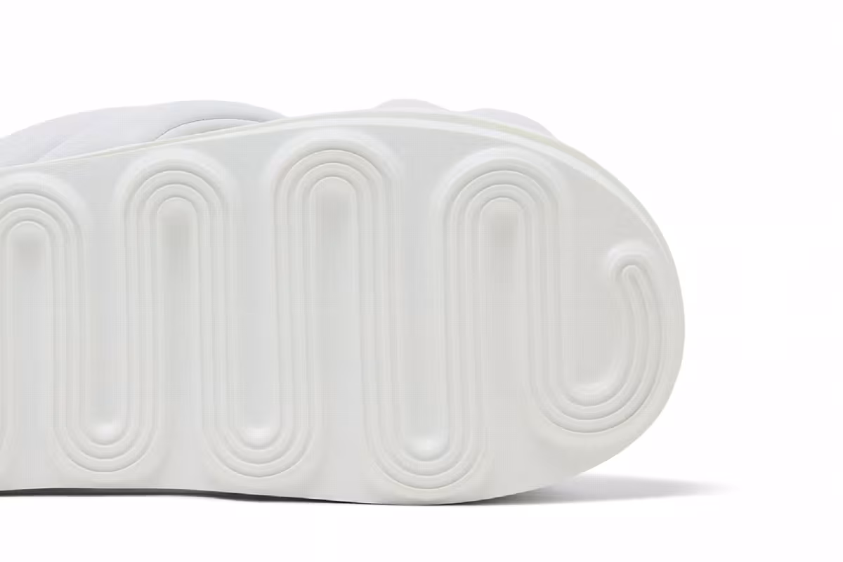 Nike Women's Air Max Isla Sandal Summit White, view 6