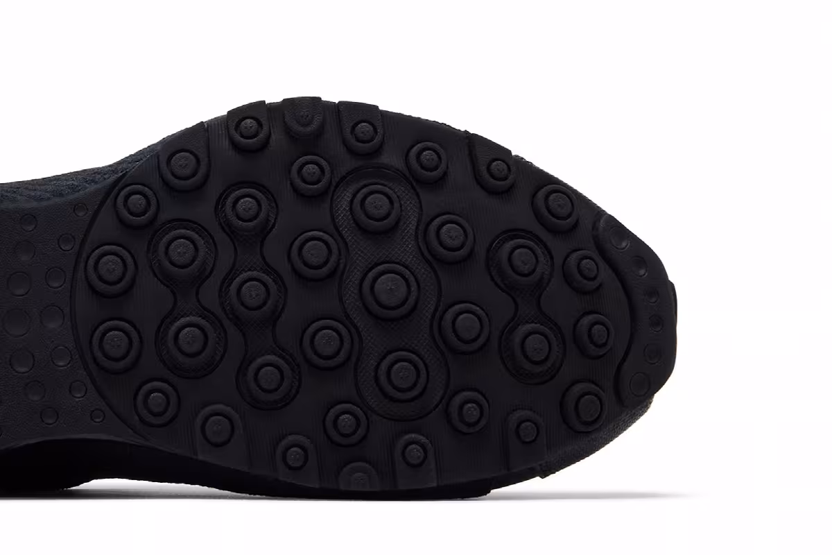Nike Shox NZ Triple Black, view 6