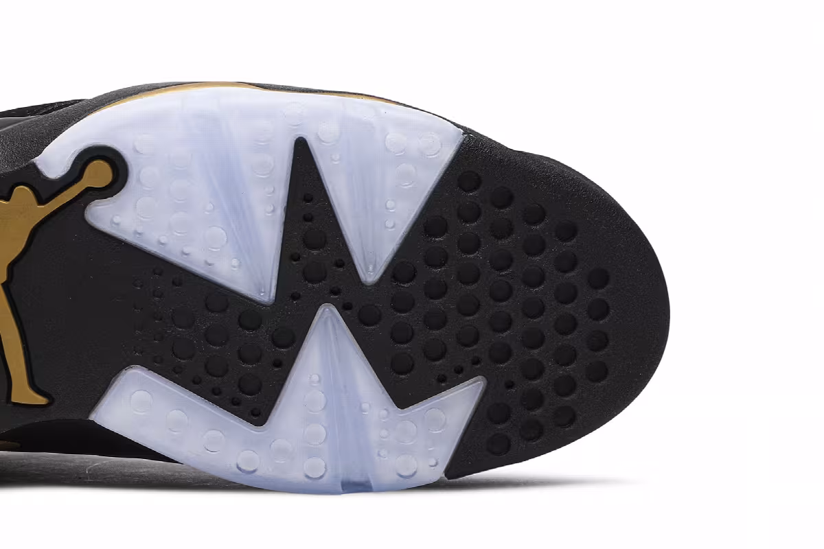 Air Jordan 6 Defining Moments 2020, view 6