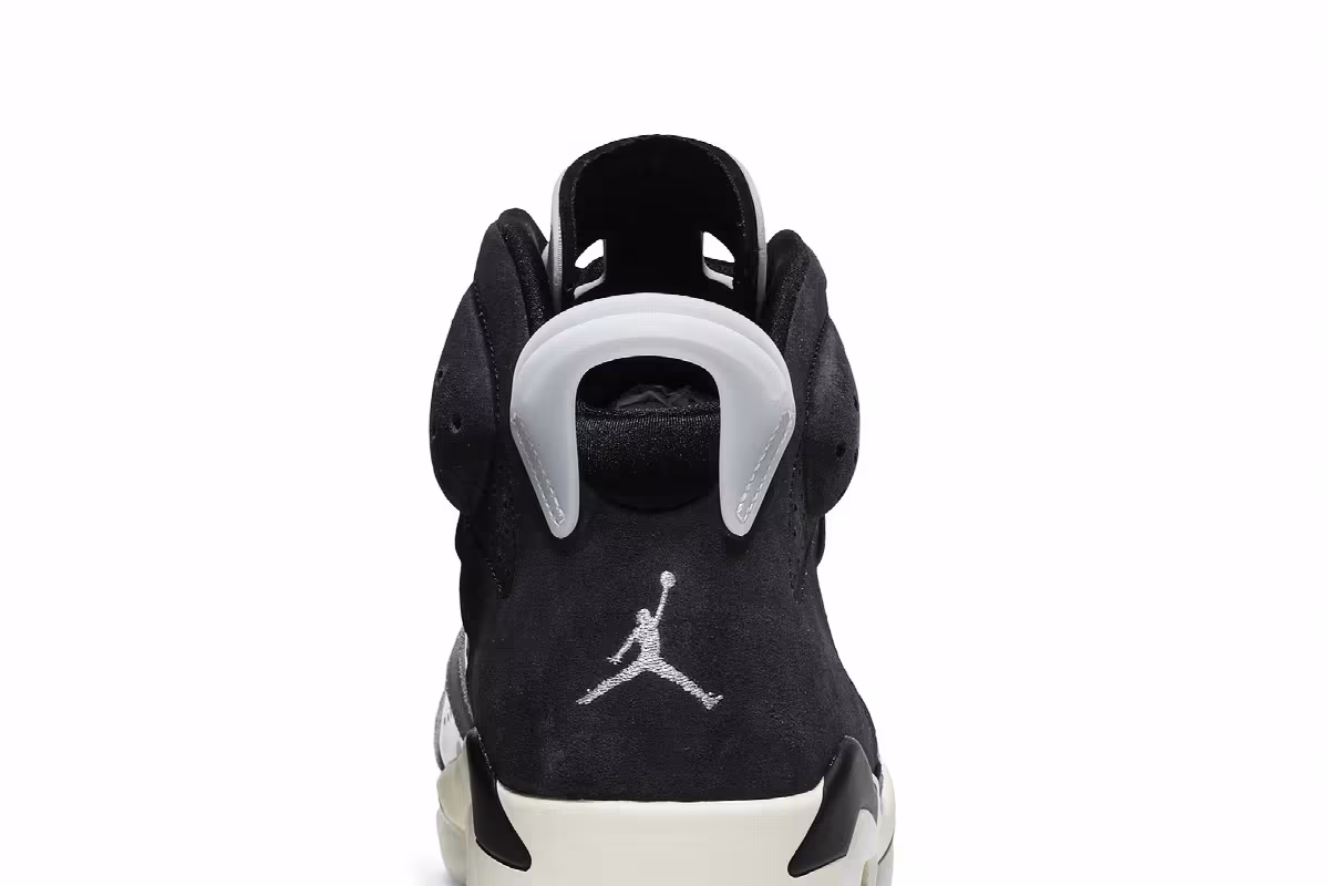 Women's Air Jordan 6 Tech Chrome, view 8