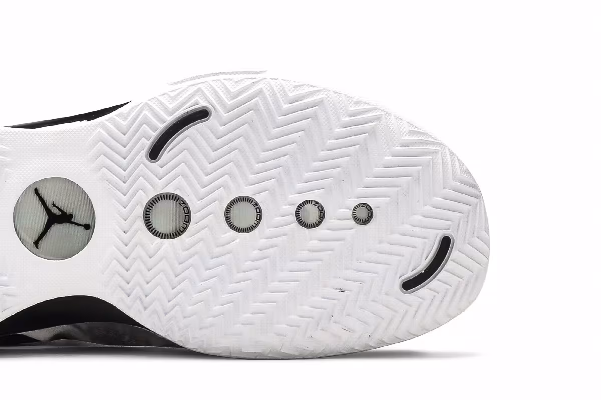 Air Jordan 34 Low PF Heritage, view 6