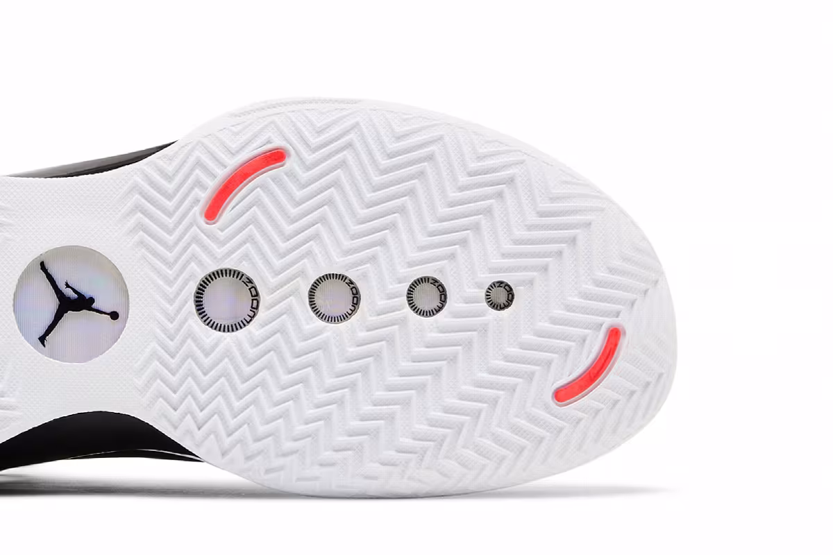 Air Jordan 34 Low PF Heritage, view 6