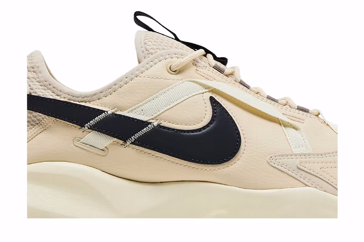 Nike Women's TC 7900 Beach Off Noir, view 3