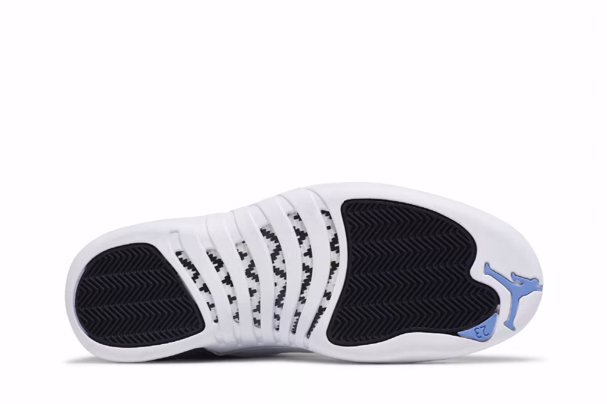Air Jordan 12 Indigo, view 5
