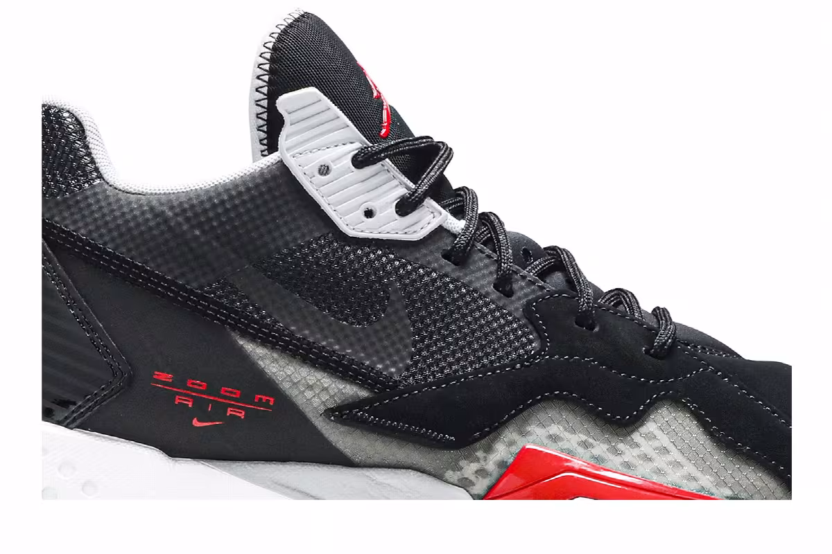 Air Jordan Zoom Black Cement, view 3