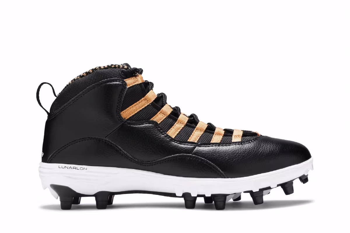 Air Jordan 10 TD Mid Black Metallic Gold, view 2