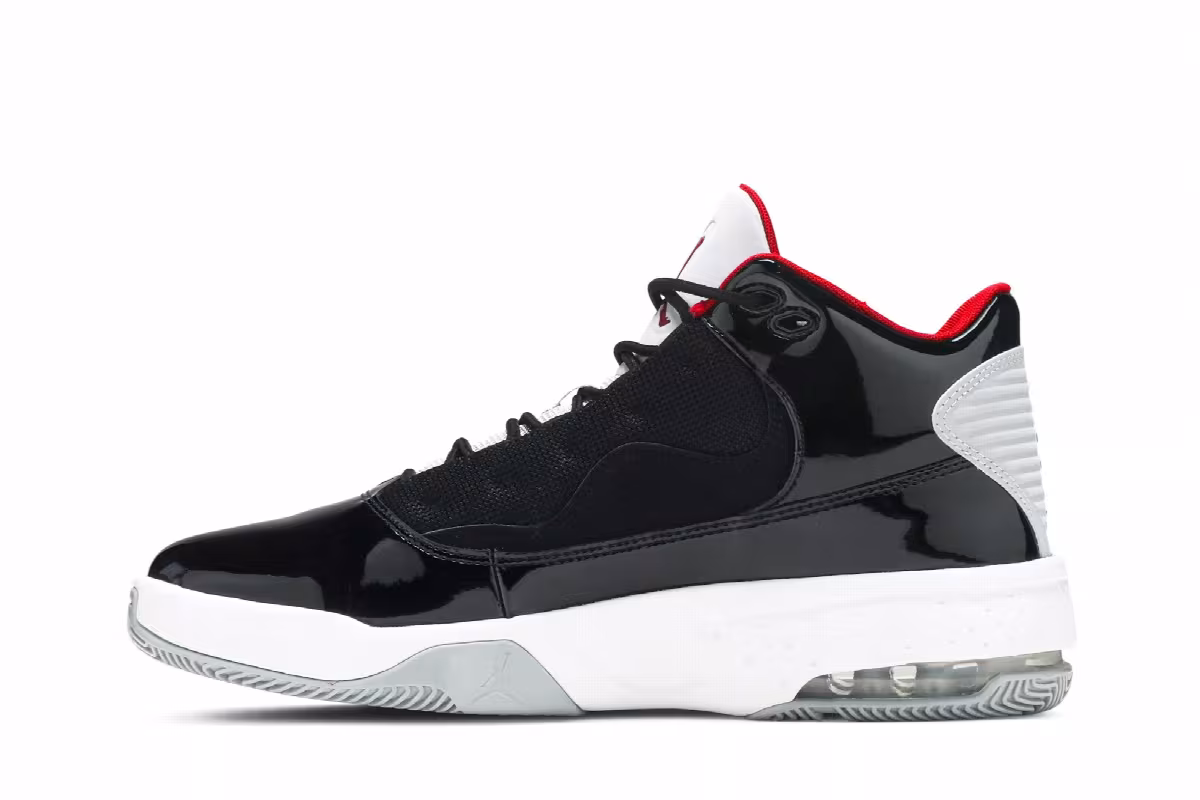 Air Jordan Max Aura 2 Black Cement, view 4