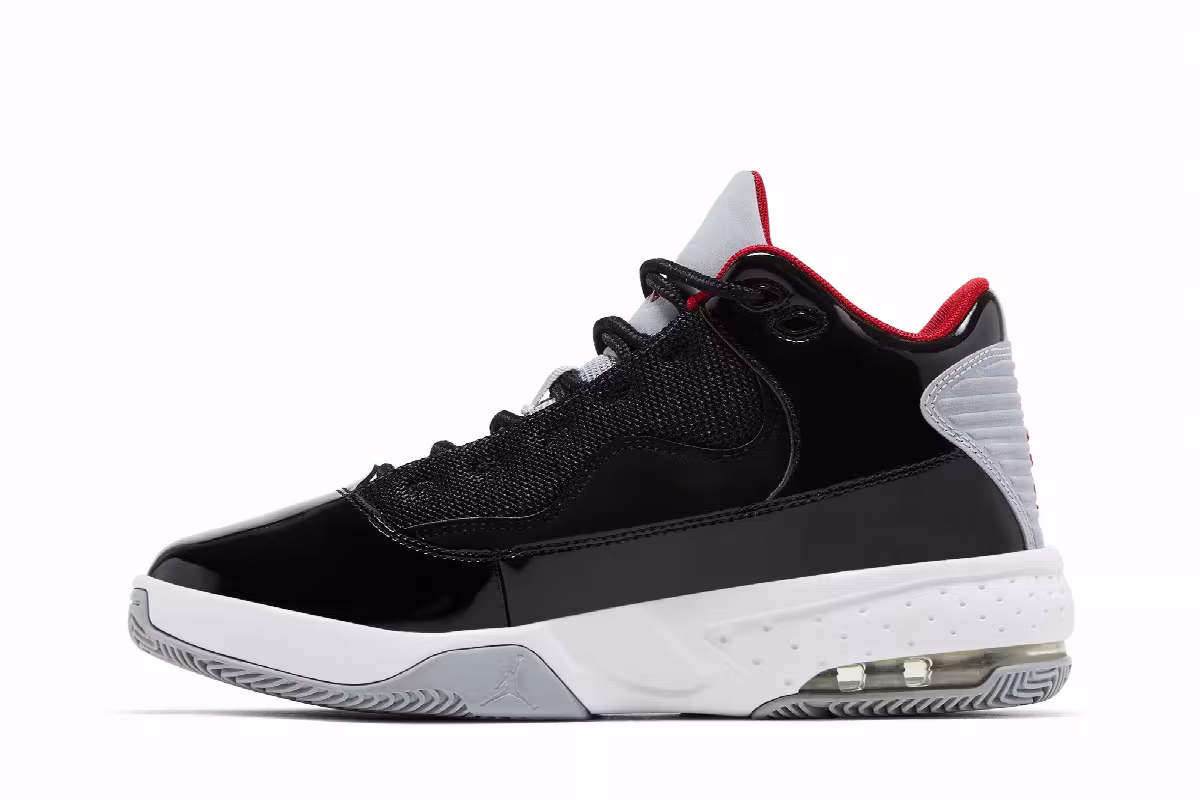 Air Jordan Max Aura 2 GS Black Cement, view 4
