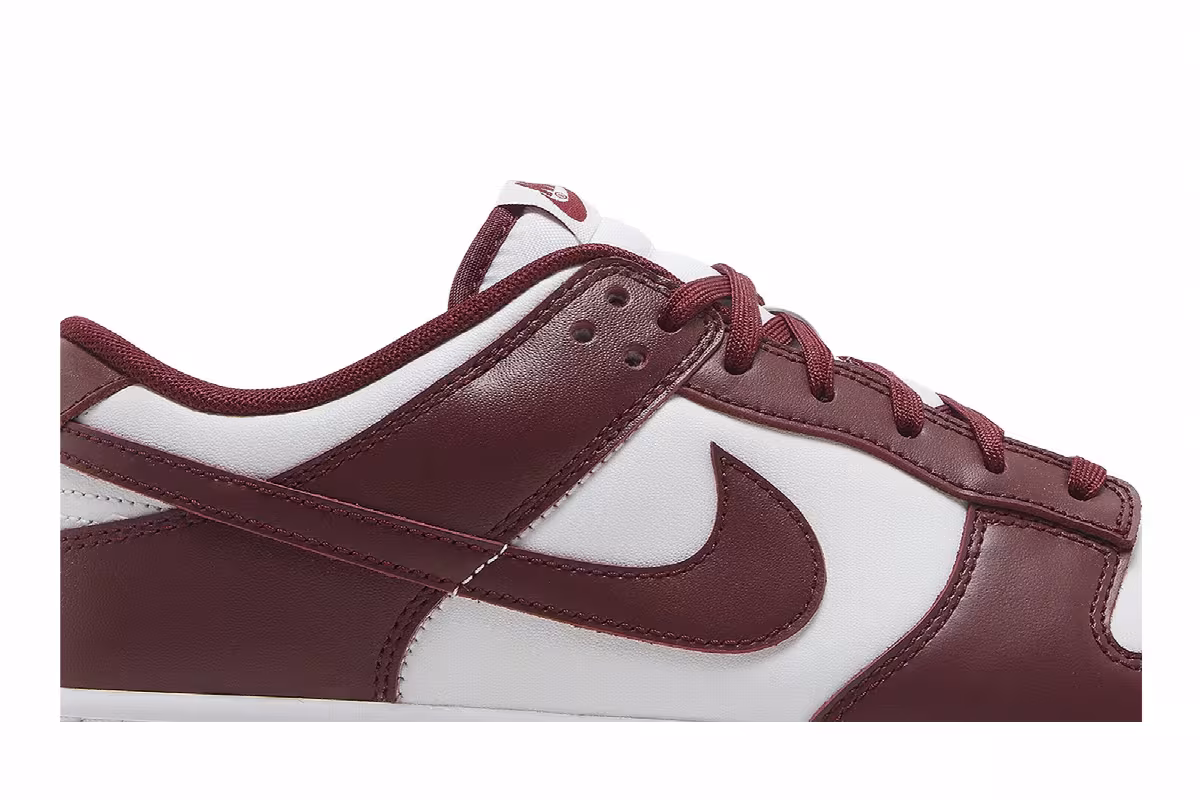 Nike Dunk Low Team Red, view 3