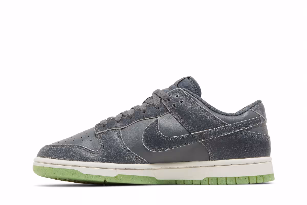 Nike Dunk Low SE Halloween - Cauldron, view 4