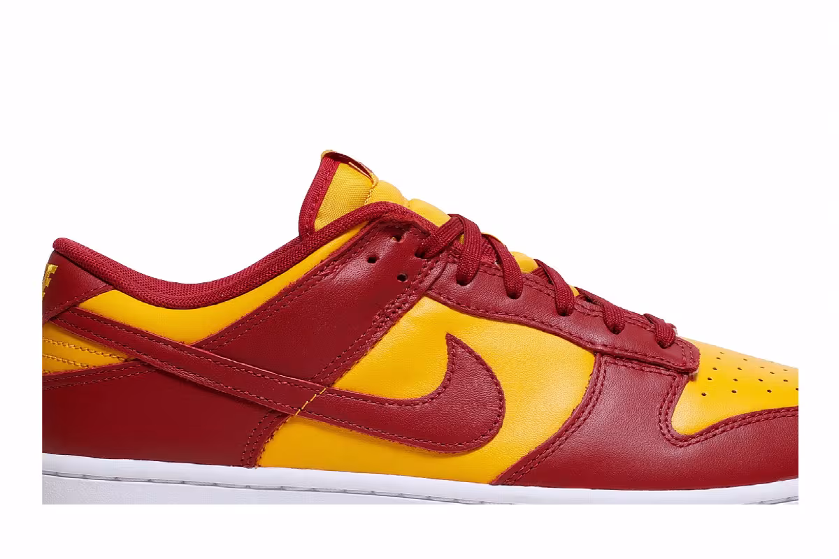 Nike Dunk Low USC, view 3