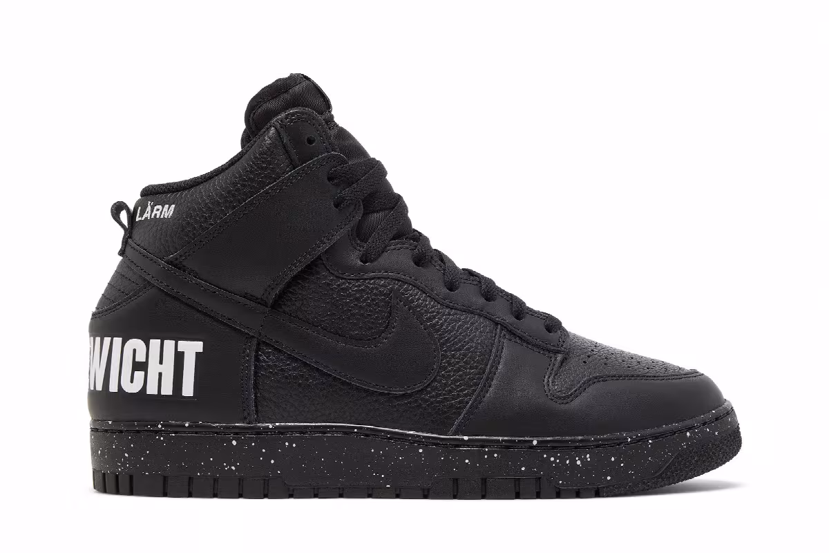 Undercover x Nike Dunk High 1985 Chaos - Black, view 2