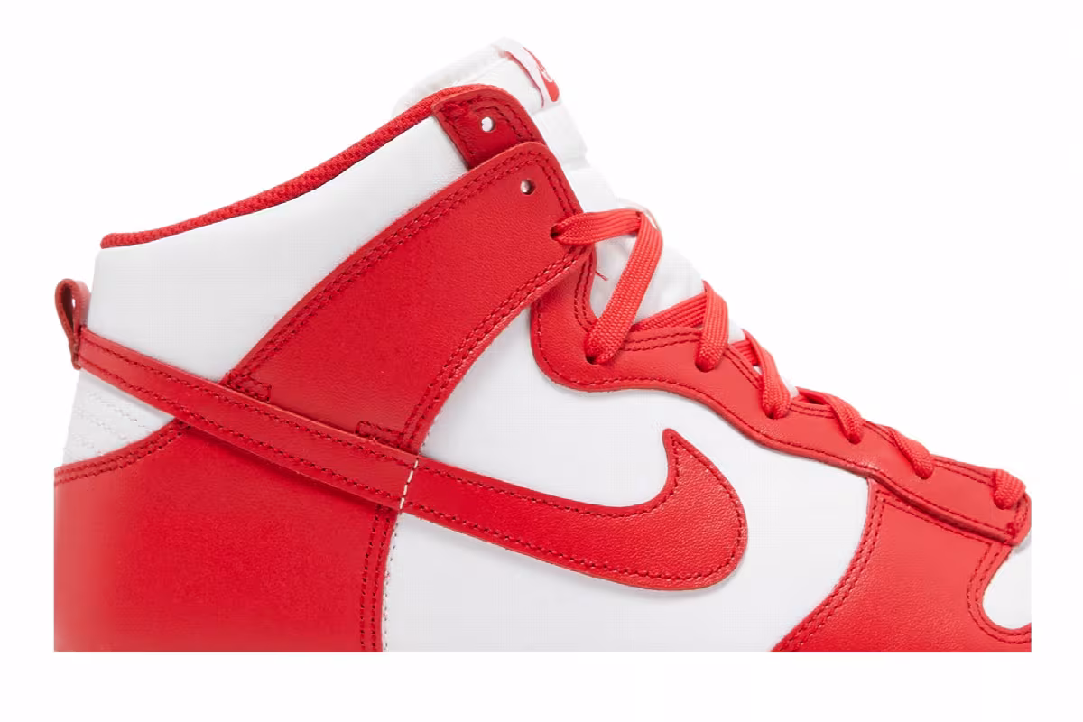 Nike Dunk High Championship Red, view 3