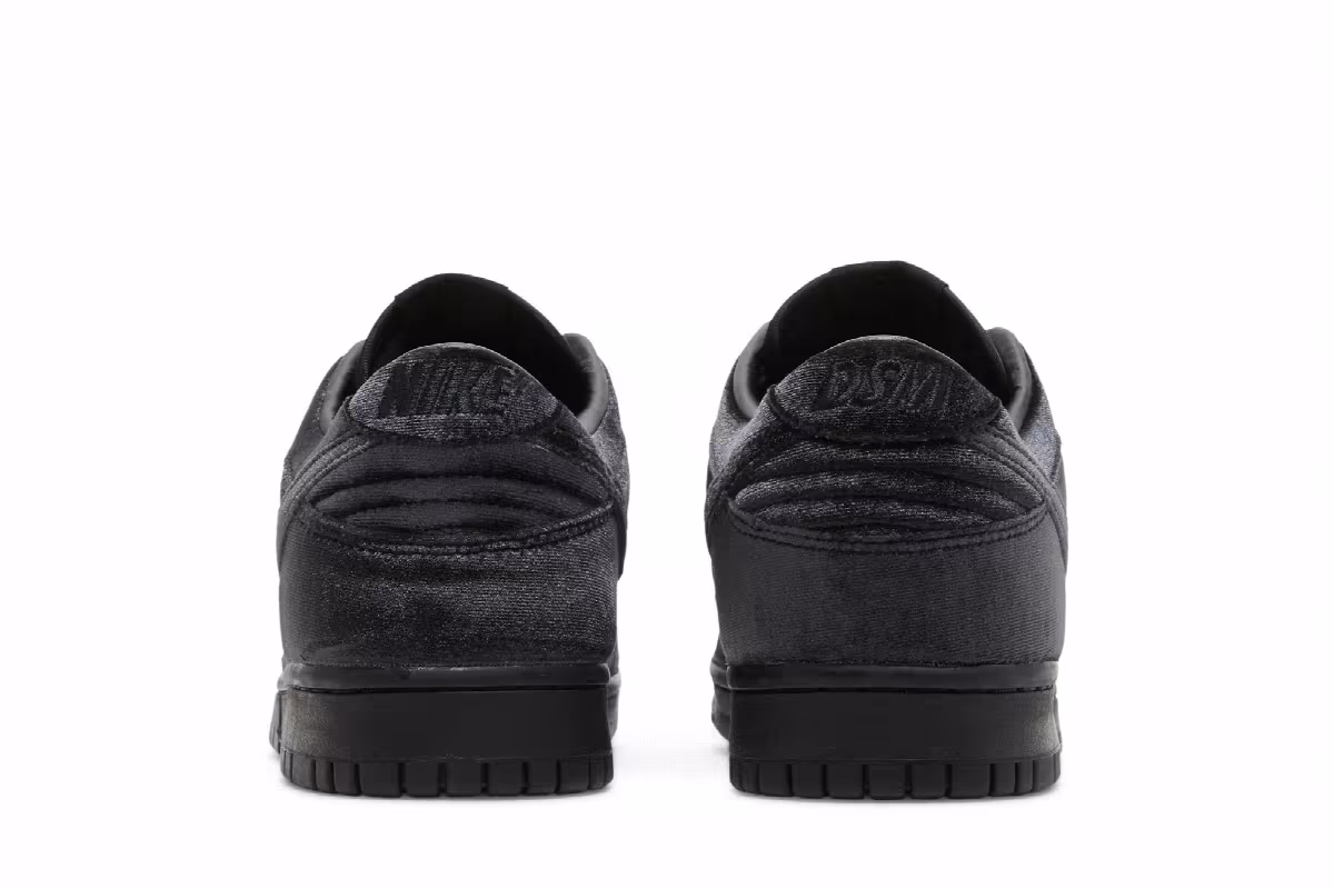Dover Street Market x Nike Dunk Low Black Velvet, view 7