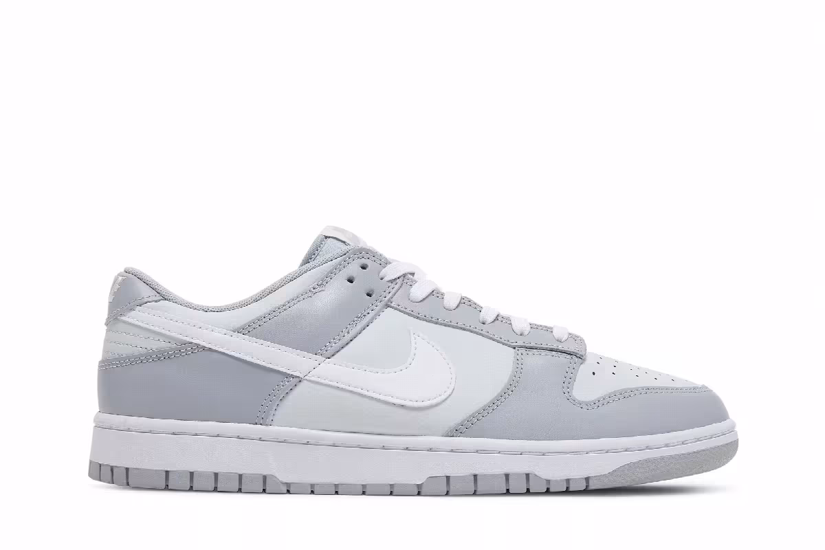 Nike Dunk Low Pure Platinum Wolf Grey, view 2