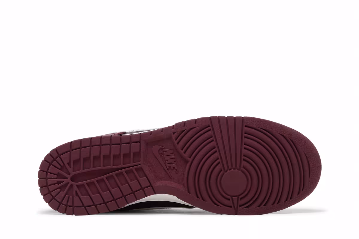 Nike Dunk Low Dark Beetroot, view 5