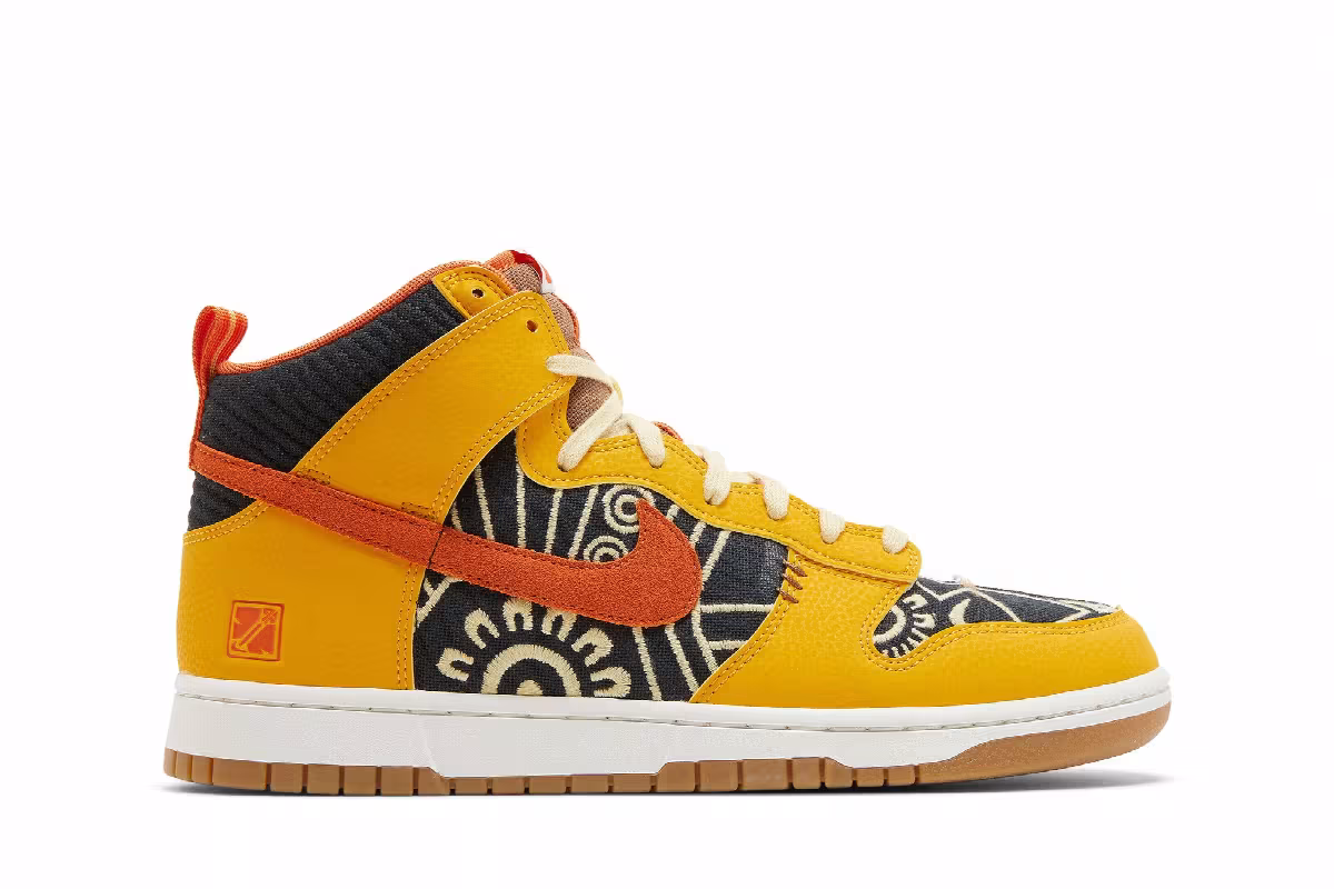 Nike Dunk High Somos Familia, view 2