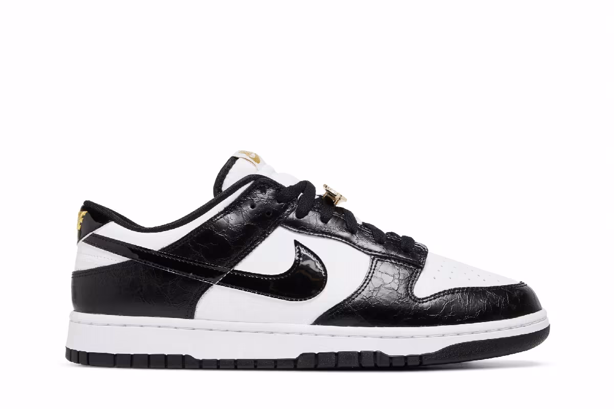 Nike Dunk Low SE World Champ, view 2