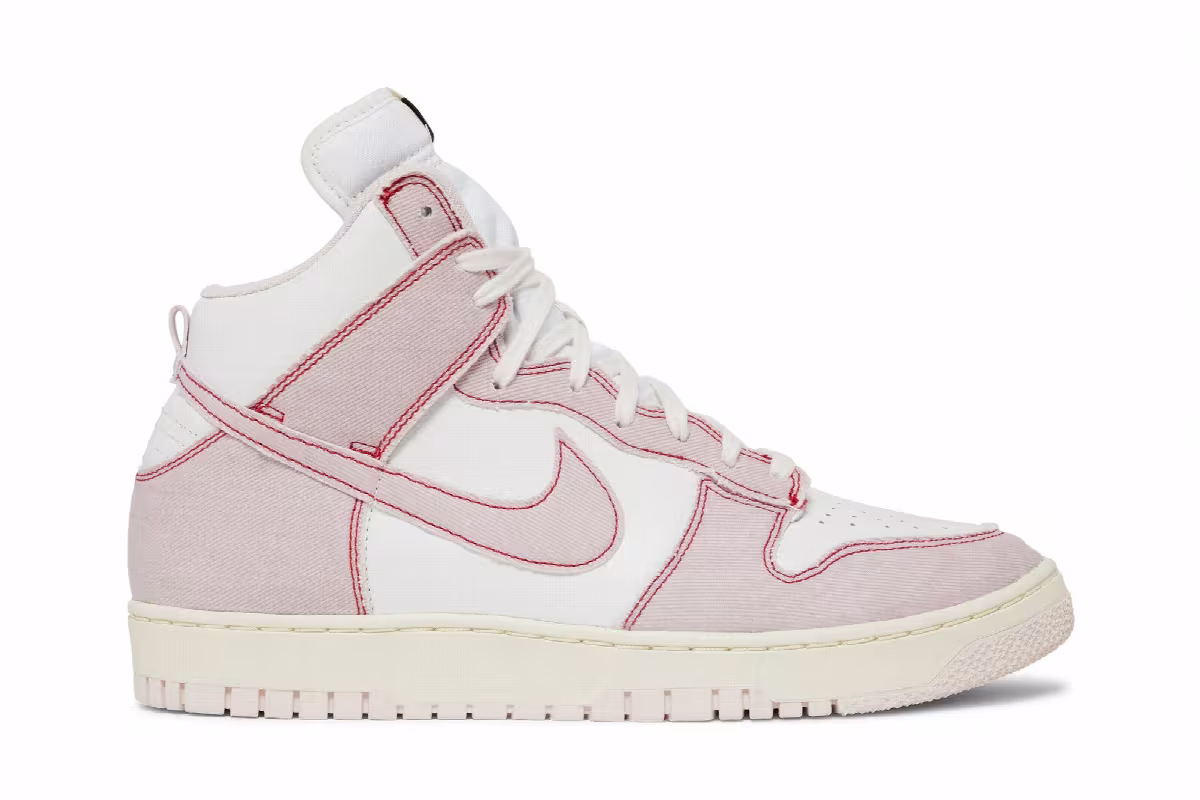 Nike Dunk High 1985 Barely Rose, view 2