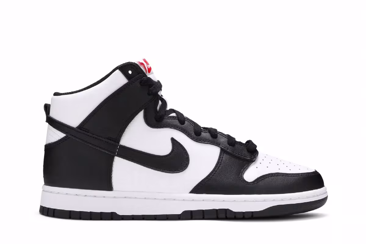Nike Dunk High Black White, view 2