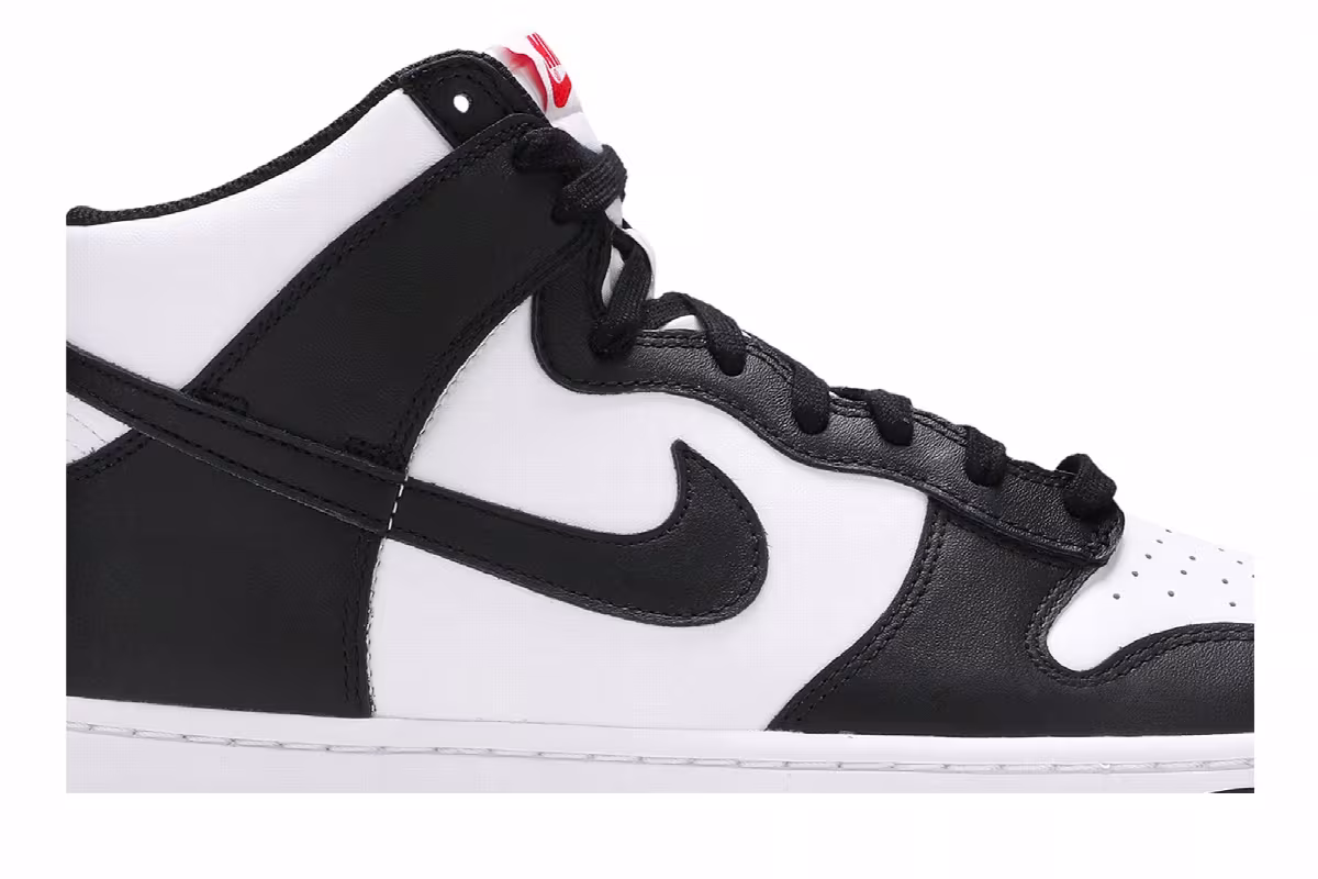 Nike Dunk High Black White, view 3