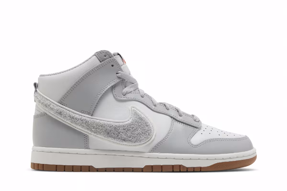 Nike Men's Dunk High Chenille Swoosh - Light Smoke Grey, view 2