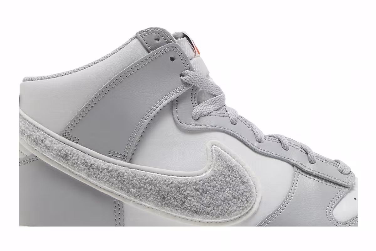 Nike Men's Dunk High Chenille Swoosh - Light Smoke Grey, view 3
