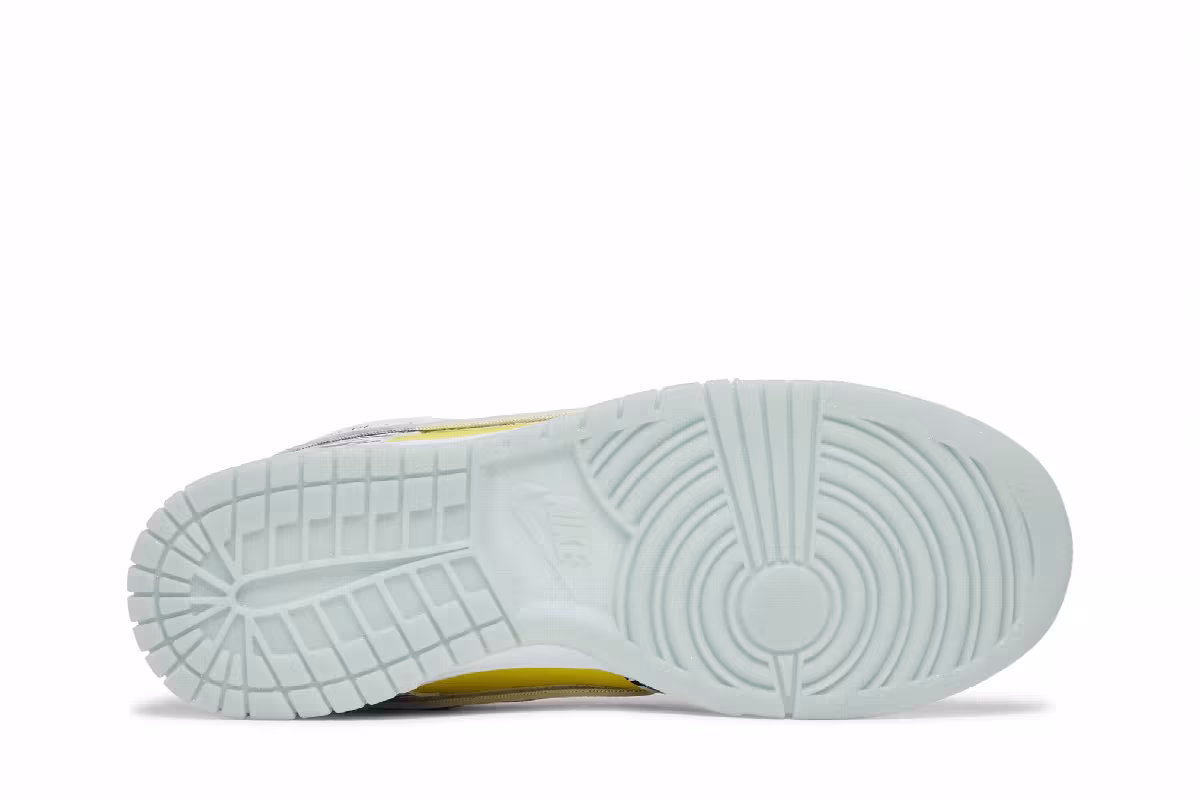 Nike Dunk Low Doernbecher 2022, view 5