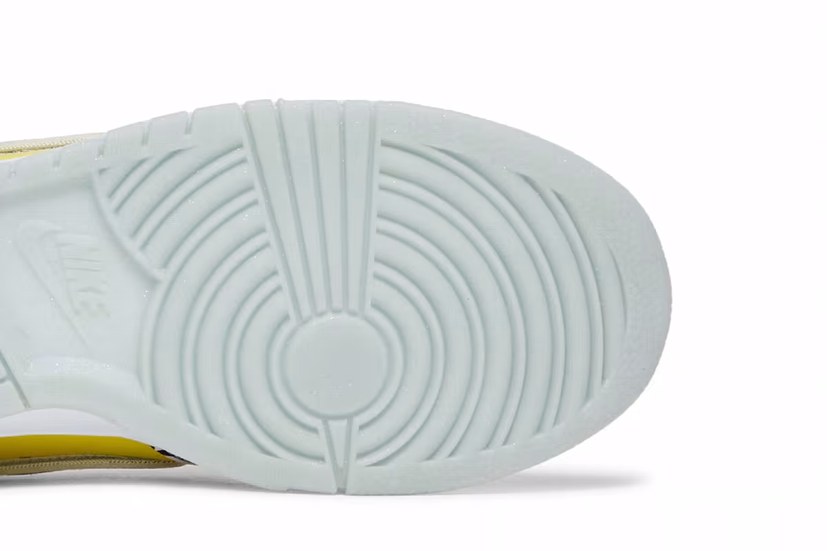 Nike Dunk Low Doernbecher 2022, view 6