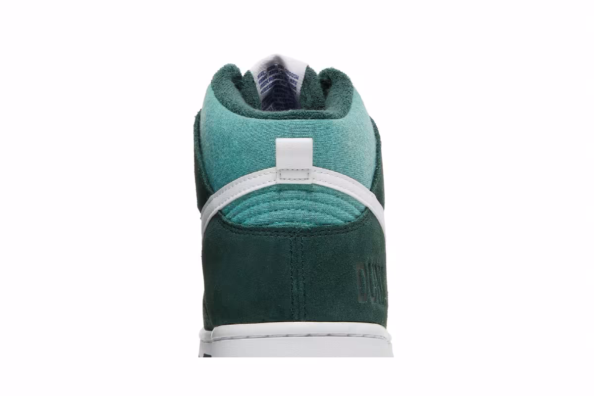 Nike Dunk High SE Athletic Club - Pro Green, view 8