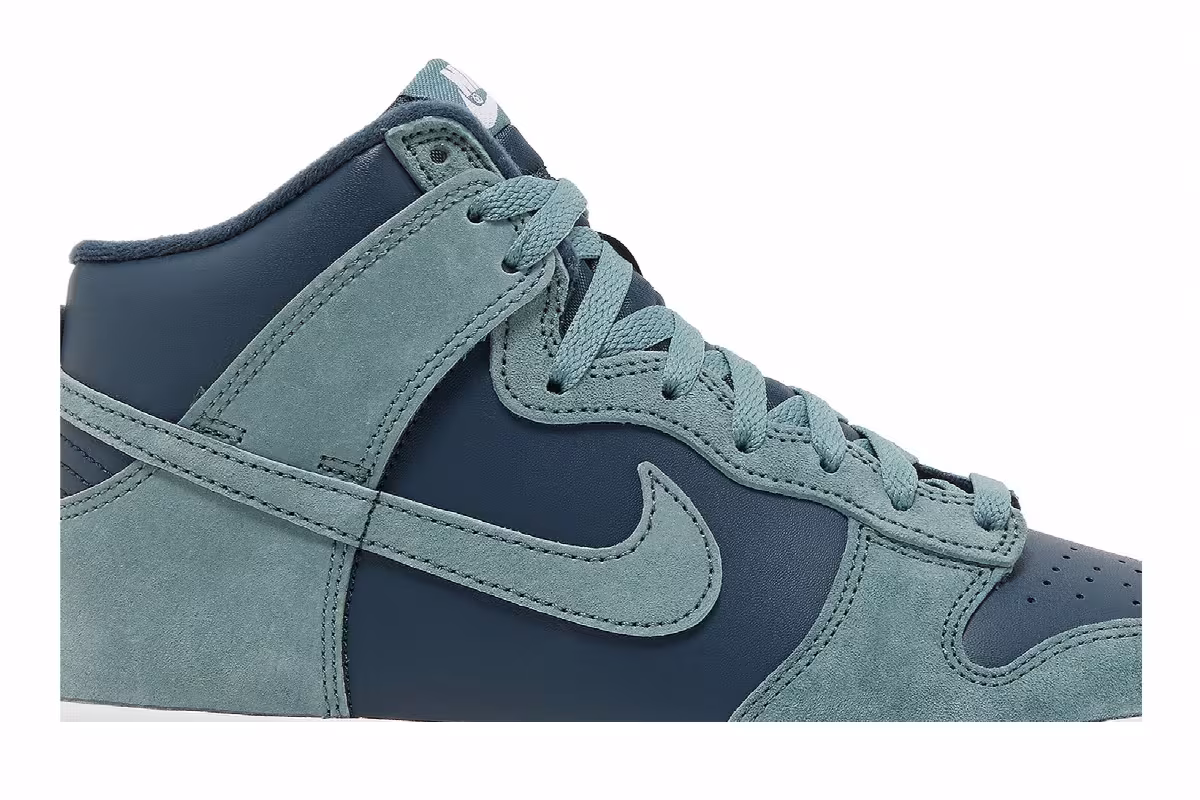 Nike Dunk High Armory Navy, view 3