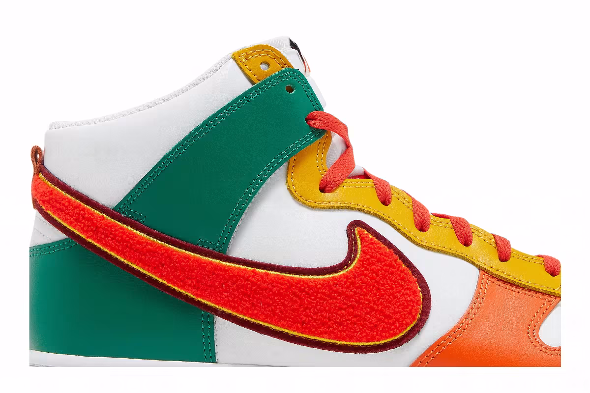 Nike Dunk High Chenille Swoosh, view 3