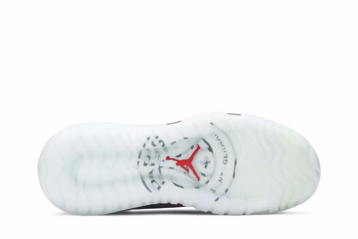 Paris Saint-Germain x Air Jordan Jordan Aerospace 720 Blue Red, view 5