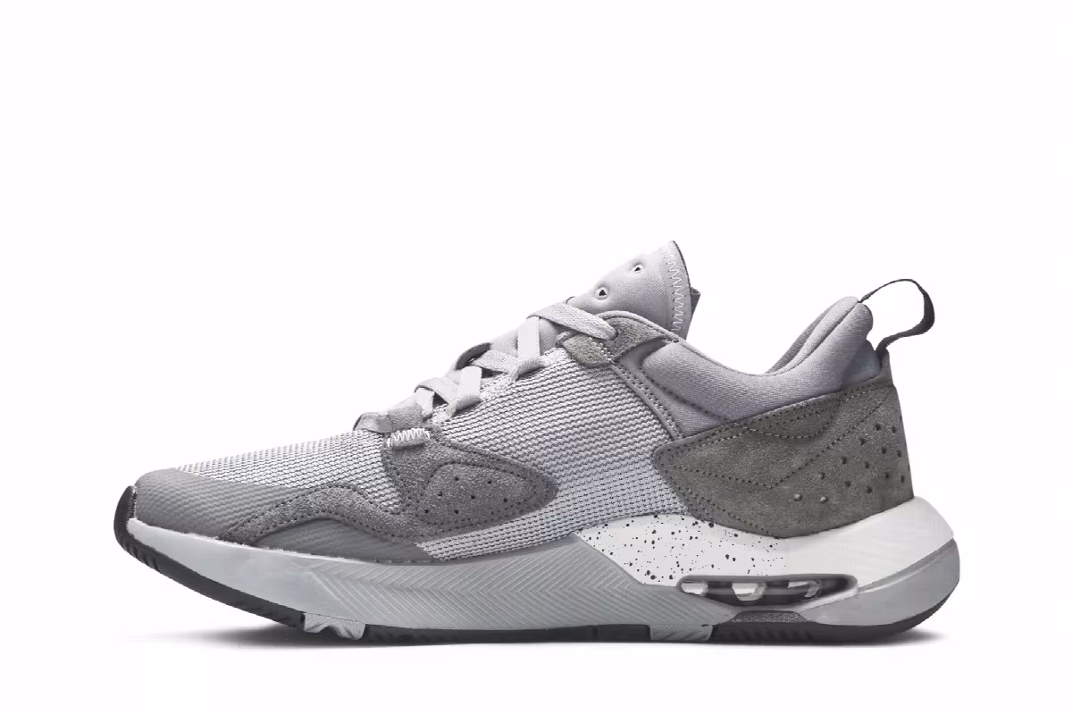 Fragment Design x Air Jordan Jordan Air Cadence SP Particle Grey, view 4