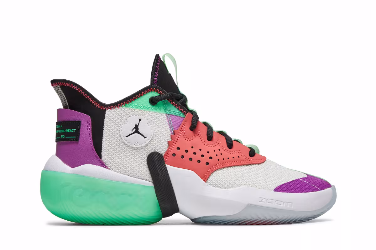 Air Jordan React Elevation White Hyper Violet, view 2