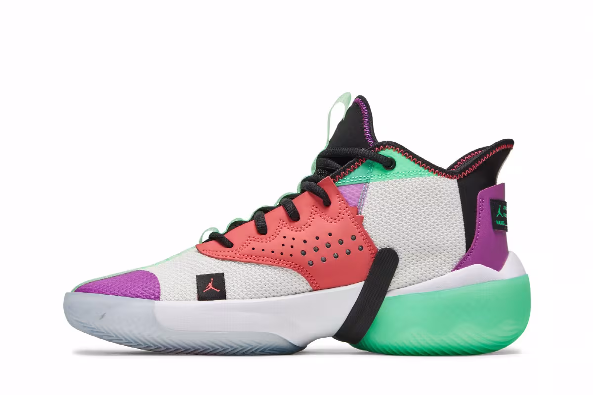 Air Jordan React Elevation White Hyper Violet, view 4