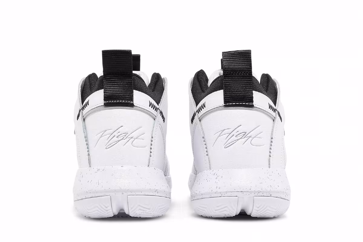 Air Jordan Jumpman 2020 White Black, view 7