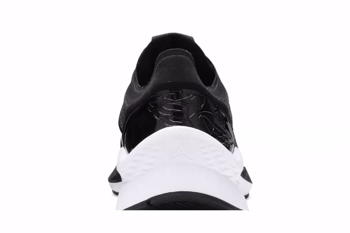 Air Jordan Air Zoom 85 Runner Black, view 8